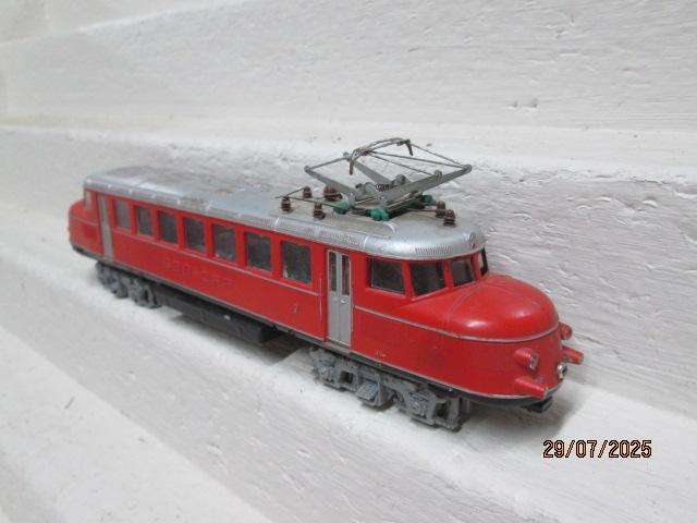 HO SCALE - SBB-CFF ELECTRIC LOCOMOTIVE