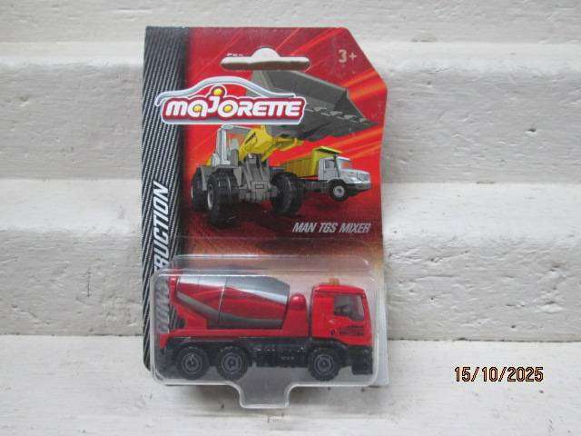HO SCALE - MAJORETTE - MAN TGS CEMENT MIXER - BOXED
