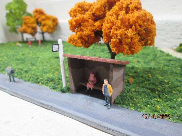 OO SCALE - DIORAMA WITH HOUSE & PARK AND LOTS OF SCENERY