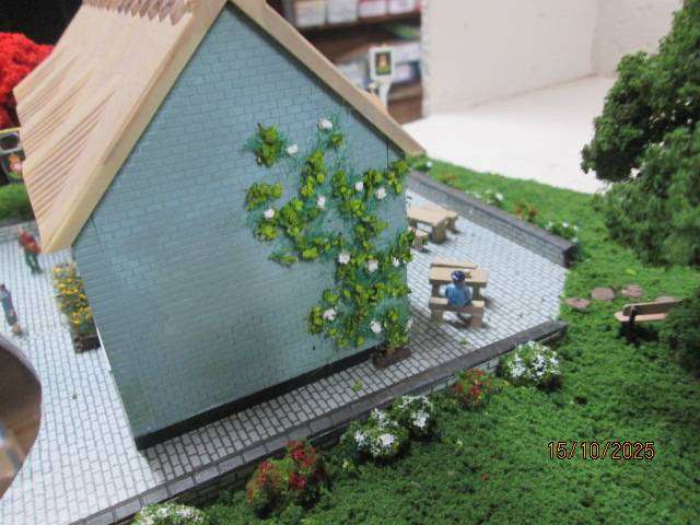 OO SCALE - DIORAMA WITH HOUSE & PARK AND LOTS OF SCENERY