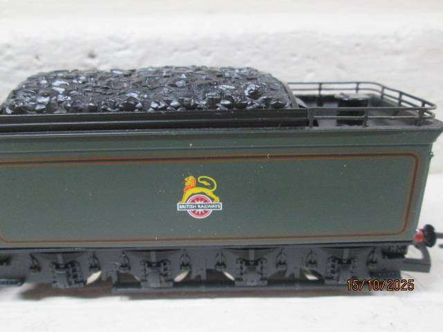 OO SCALE - HORNBY - 4-6-2 STEAM LOCOMOTIVE - DICK TURPIN - BOXED