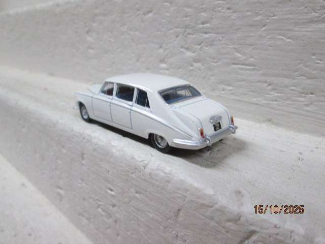 OO SCALE - OXFORD - DAMLIER - LIMO