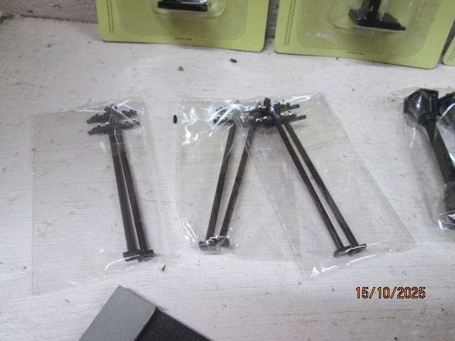 HO / OO SCALE - VARIOUS MODEL RAILWAY ACCESSORIES