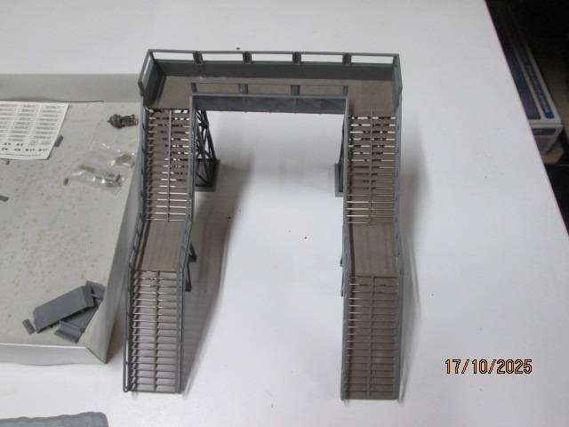 HO / OO SCALE - PEDESTRIAN RAIL FOOT BRIDGE + VARIOUS BITS AND PIECES  -