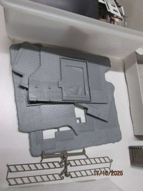 HO / OO SCALE - PEDESTRIAN RAIL FOOT BRIDGE + VARIOUS BITS AND PIECES  -