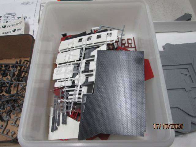 HO / OO SCALE - PEDESTRIAN RAIL FOOT BRIDGE + VARIOUS BITS AND PIECES  -