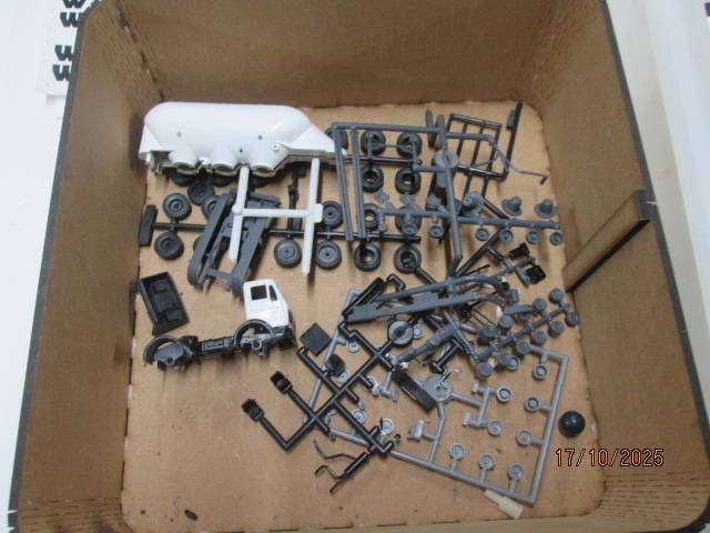 HO / OO SCALE - PEDESTRIAN RAIL FOOT BRIDGE + VARIOUS BITS AND PIECES  -