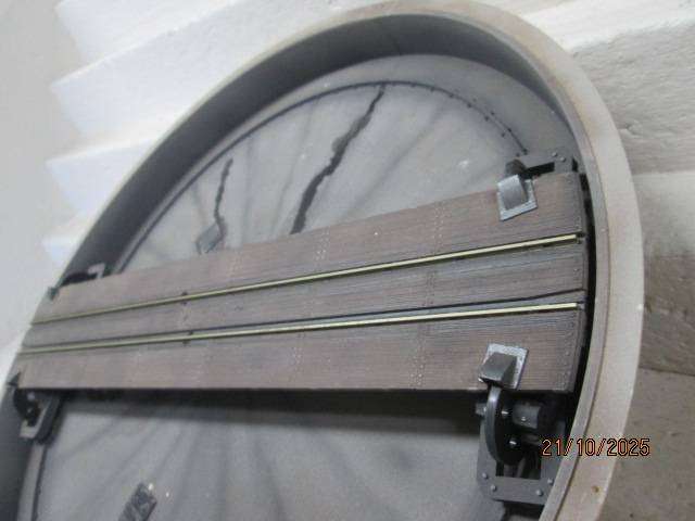 HO / OO SCALE - PECO - MANUAL TURN TABLE