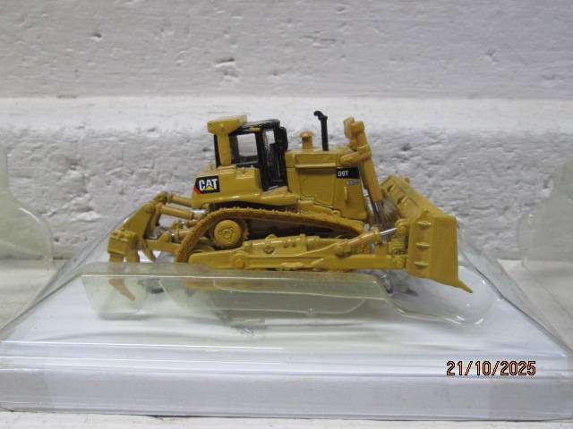HO SCALE- NORSCOTT - CAT D9T TRACK-TYPE TRACTOR BOXED