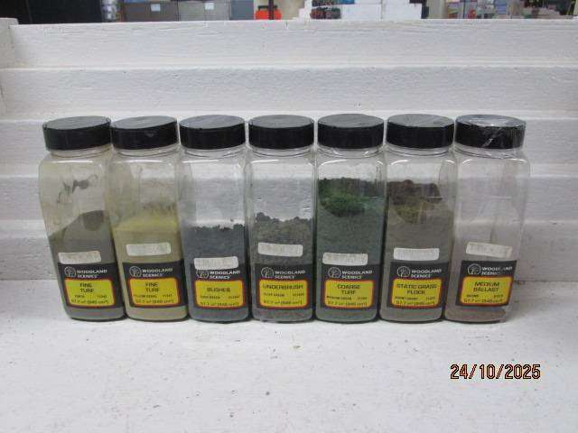 HO SCALE- WOODLAND SCENICS - VARIOUS SCATTER MATERIALS - X7 - BOXED