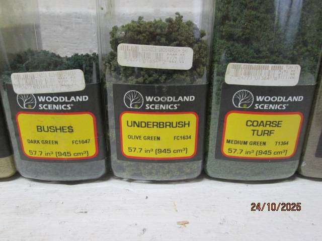 HO SCALE- WOODLAND SCENICS - VARIOUS SCATTER MATERIALS - X7 - BOXED
