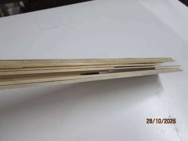 PREMIUM MODEL GRADE BALSA WOOD - X16 PIECES