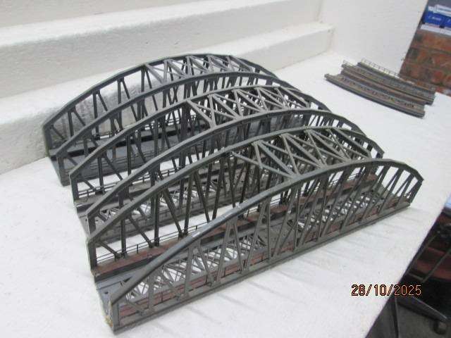 HO SCALE - MARKLIN - X5 BRIDGES