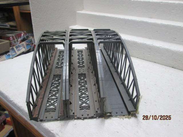 HO SCALE - MARKLIN - X5 BRIDGES