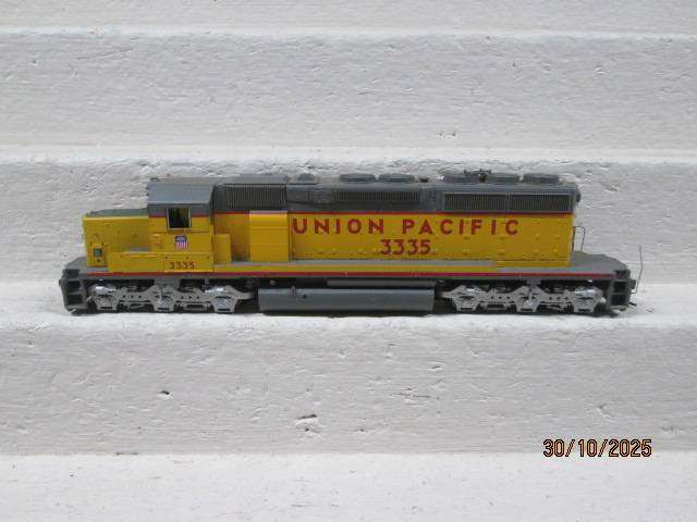 HO SCALE - ATHEARN - SD40 UNION PACIFIC - DIESEL LOCOMOTIVE - DCC