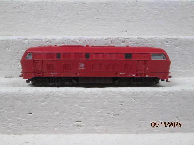 HO SCALE - ROCO DB - DIESEL LOCOMOTIVE - FOR SPARES