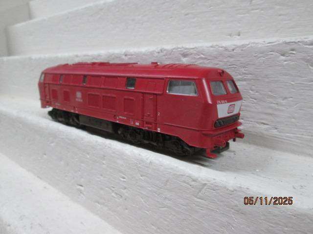 HO SCALE - ROCO DB - DIESEL LOCOMOTIVE - FOR SPARES