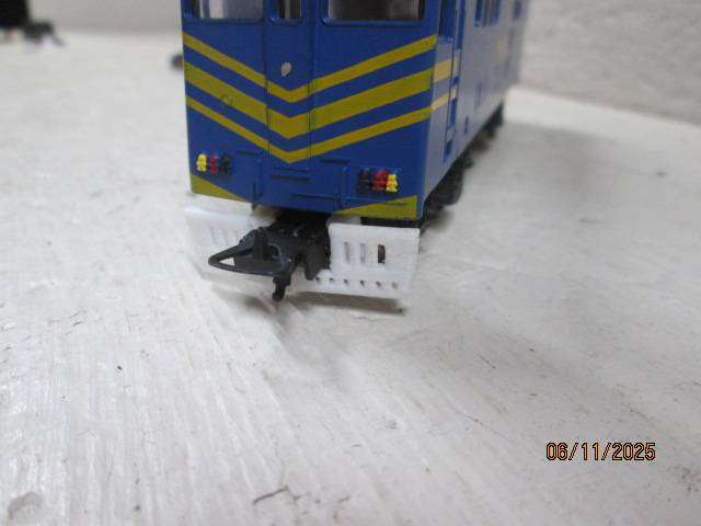 HO SCALE - SAR -LIMA - 5E ELECTRIC LOCOMOTIVE  WHITE REPLACEMENT COW CATCHER