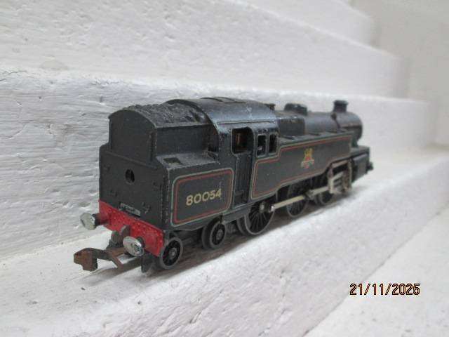 OO SCALE - HORNBY DUBLO - 2-6-4 STEAM LOCOMOTIVE