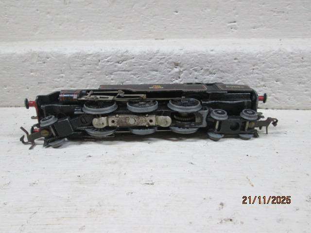 OO SCALE - HORNBY DUBLO - 2-6-4 STEAM LOCOMOTIVE
