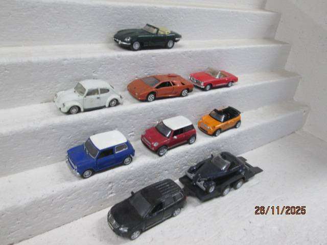 1:43 SCALE - VARIOUS DIE CAST MODELS - X9 + TRAILER