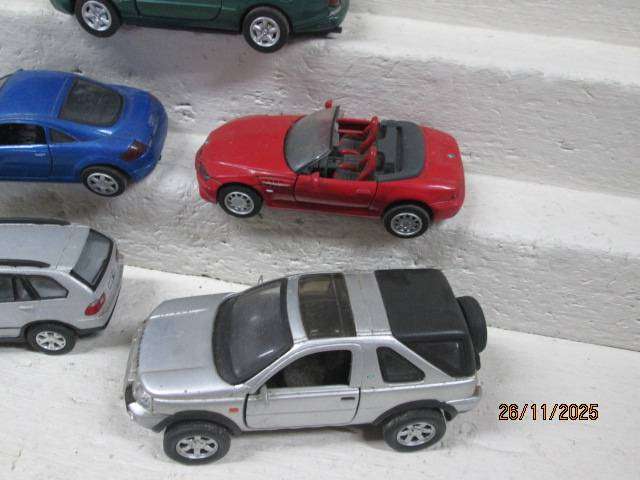 1:32 SCALE - VARIOUS DIE CAST MODELS - X5