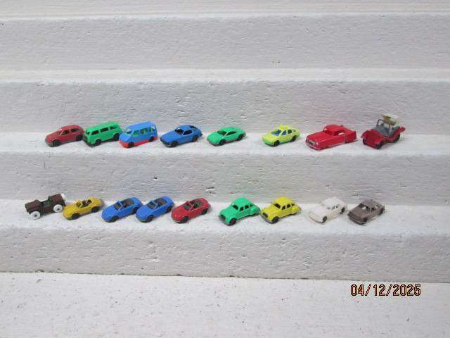 HO / OO SCALE - VARIOUS PLASTIC VEHICLES - X17