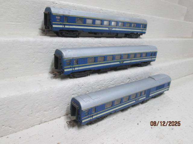 HO SCALE - LIMA - SAR - BLUE TRAIN COACHES - X3