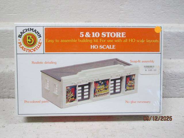 HO SCALE - BACHMANN - 5&10 STORE - BOXED