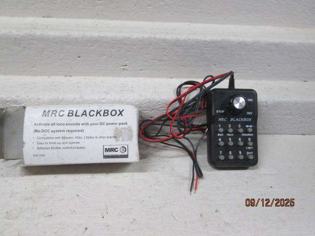 HO SCALE - MRC BLACKBOX CONTROLLER - BOXED
