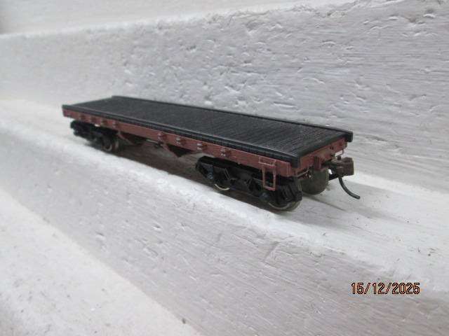 HO SCALE - BACHMANN - 40 FT FLAT CAR WAGON
