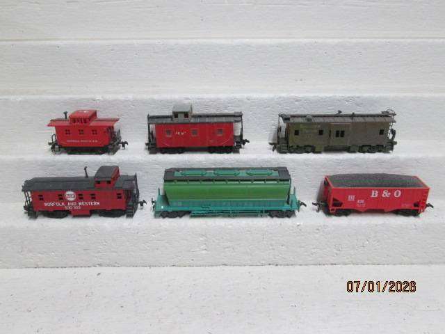 HO SCALE - VARIOUS AMERICAN STYLE GOODS WAGONS - X6
