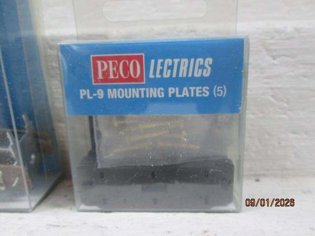 HO SCALE - PECO - ELECTRIC POINT MOTOR WITH EXTENDED DRIVE PIN  - X5 - BOXED