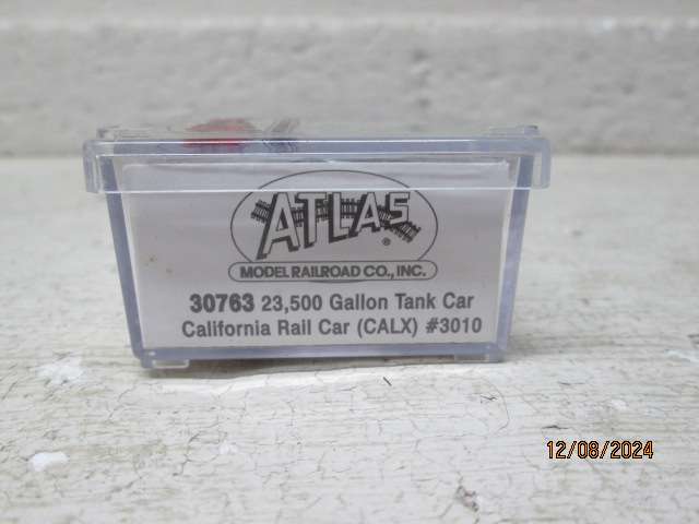 N SCALE - ATLAS - GALLION TANK WAGON - BOXED