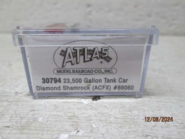 N SCALE - ATLAS - GALLION TANK WAGON - BOXED