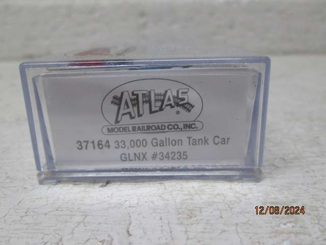 N SCALE - ATLAS - 33000 GALLON TANK WAGON - BOXED