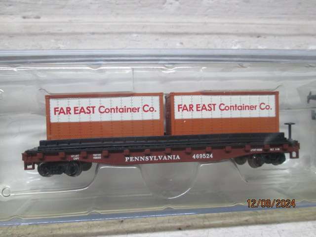 N SCALE - BACHMAN - FLAT CAR WAGON WITH CONTAINER LOAD - BOXED