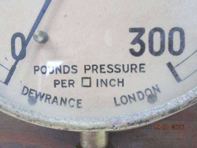 SAR - LARGE OLD BRASS PRESSURE GAUGE