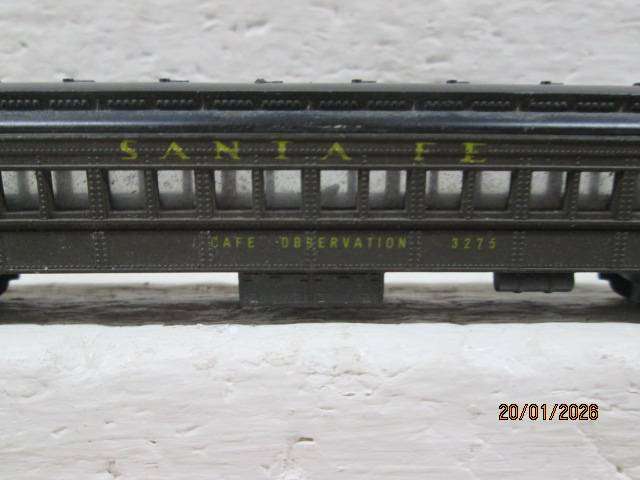 N SCALE - SANTE FE - PASSENGER COACH