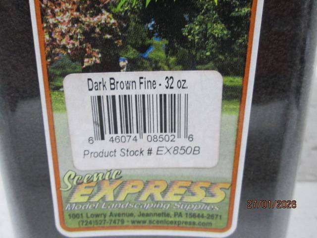 HO SCALE -FLOCK & TURN SCENIC TEXTURE - DARK BROWN FINE - BOXED
