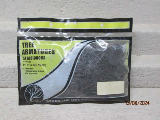 HO SCALE - WOODLANDS SCENICS - X57 DECIDUOUS TREES - BOXED