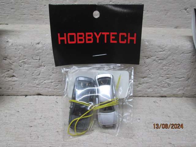 HO SCALE - X2 CARS WITH HEADLIGHTS- - BOXED