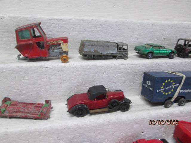 DIE CAST + PLASTIC MODEL SCRAP YARD