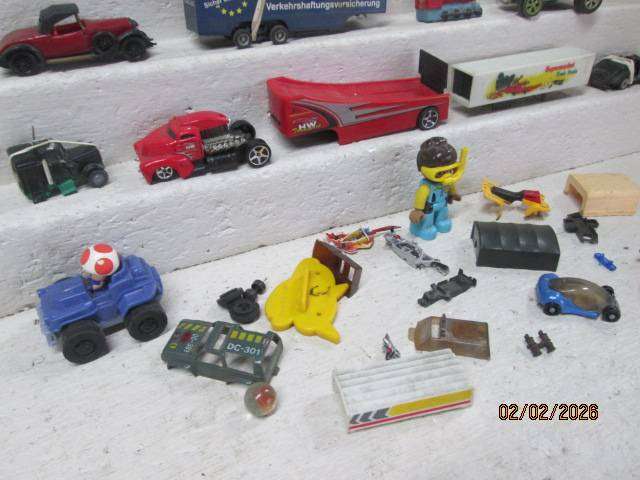 DIE CAST + PLASTIC MODEL SCRAP YARD