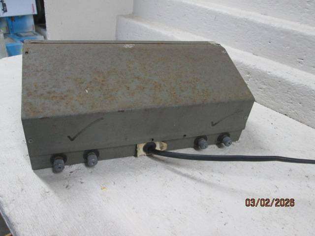 HO / OO SCALE - CONTROLLERS  X4  - FOR REPAIR
