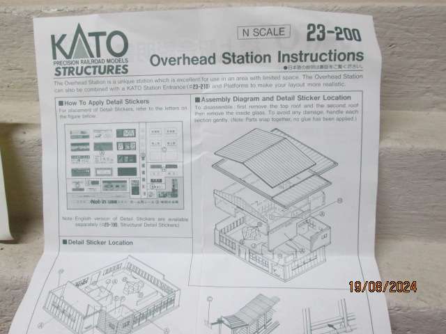 N SCALE - KATO - OVERHEAD STATION