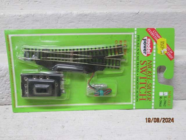 N SCALE - MODEL POWER - LEFT HAND ELECTRIC POINT - BOXED