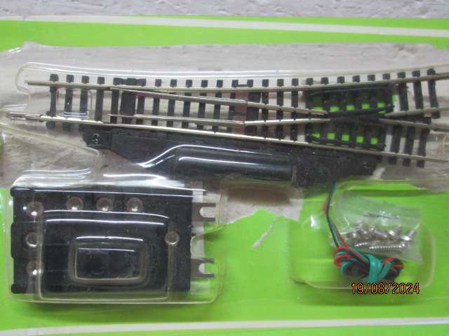 N SCALE - MODEL POWER - LEFT HAND ELECTRIC POINT - BOXED