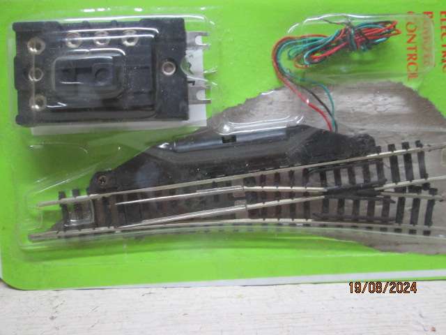 N SCALE - MODEL POWER - RIGHT HAND ELECTRIC POINT - BOXED
