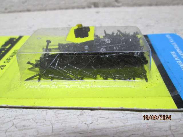 N SCALE - MODEL POWER - TRACK NAILS - BOXED